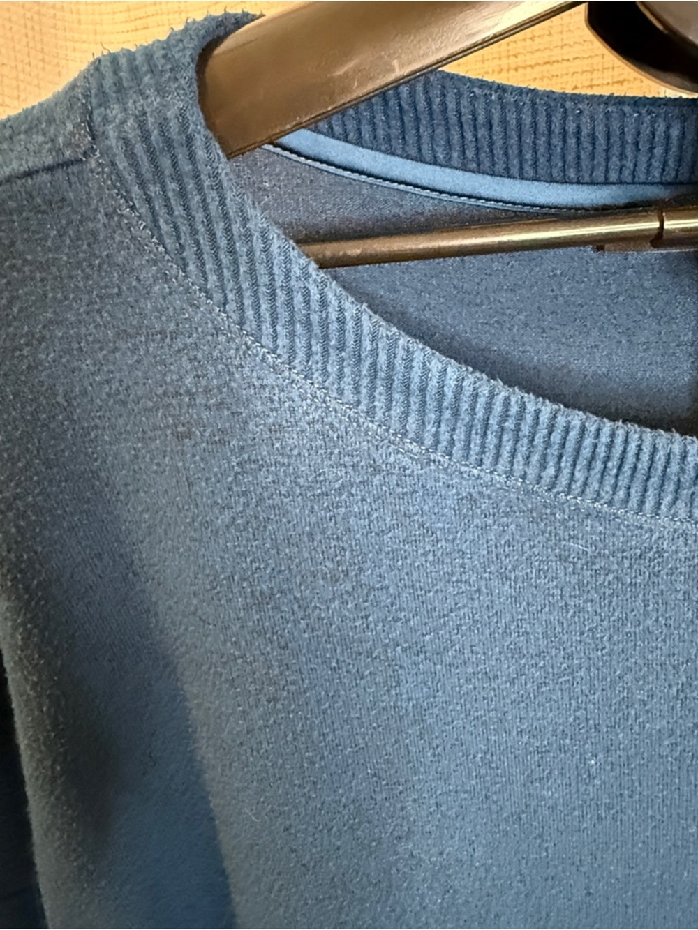 White House Black Market Blouse - Picture 2 of 8